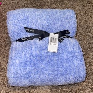 Vera Bradley Fluffy Fleece Banket Brand New